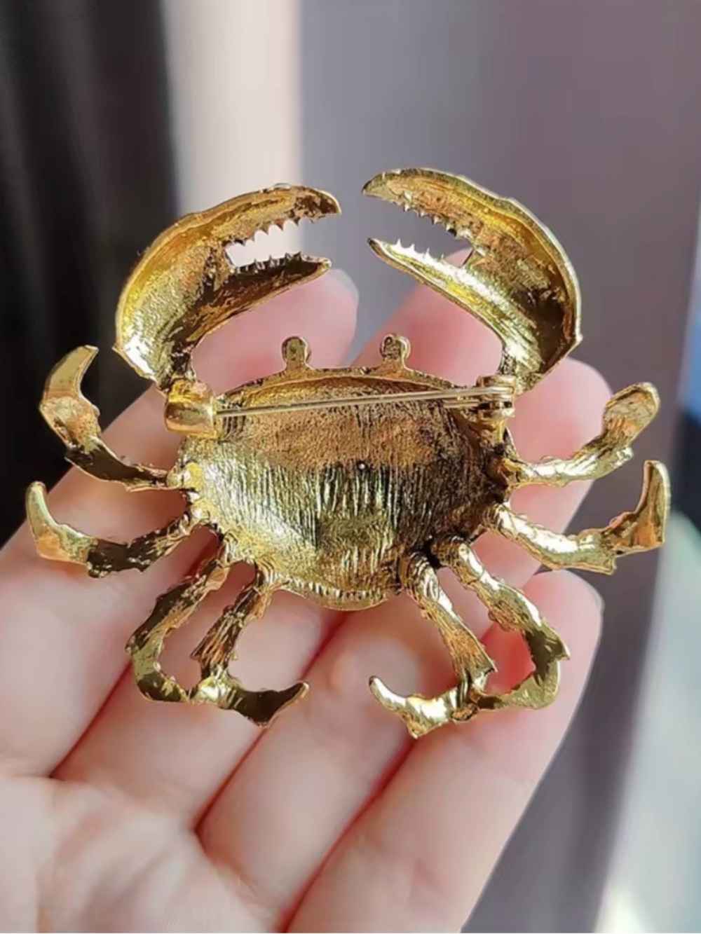 Rhinestone Crab Brooch. Sea Animal Banquet. - Picture 2 of 3